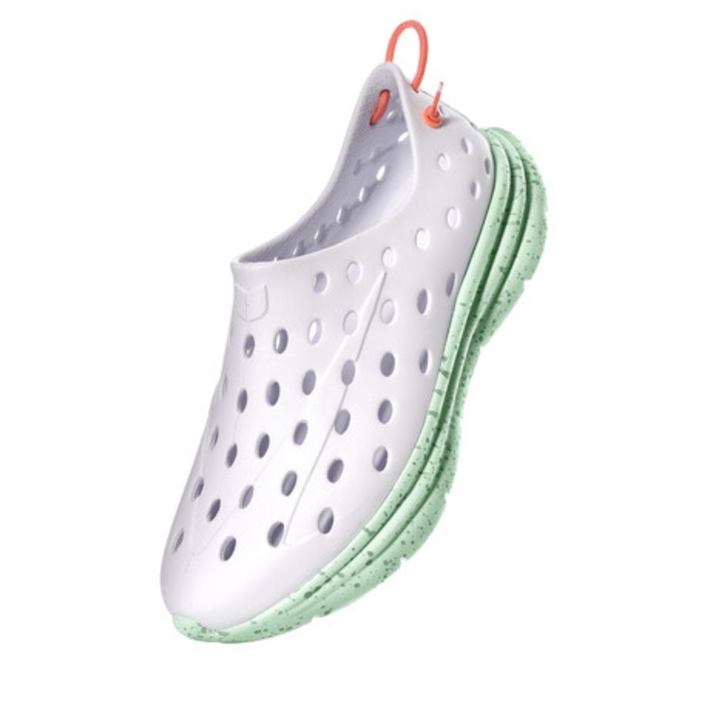 Kane Revive. Active Recovery Shoe